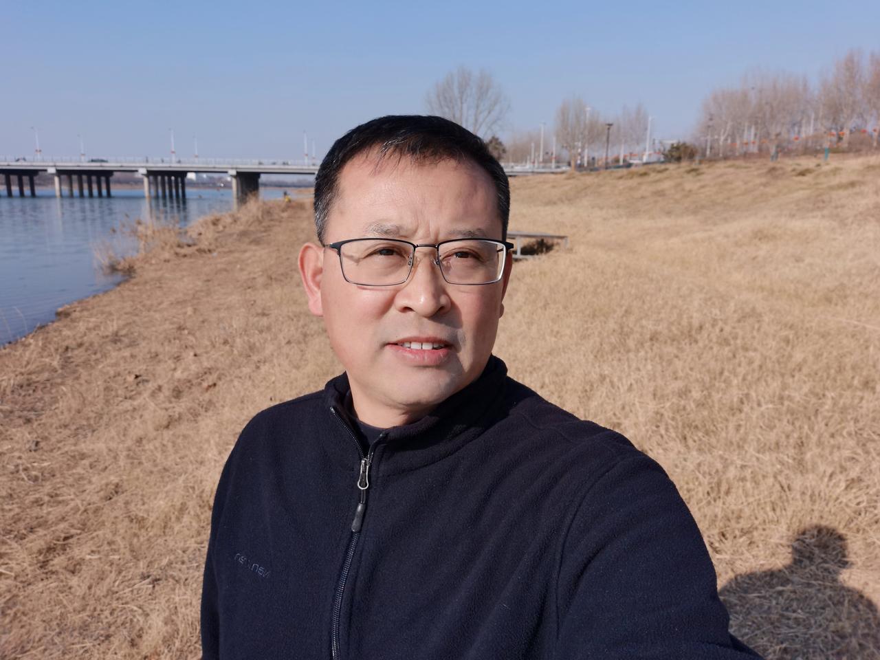 与酒相关的益处，全被辟谣了，找什么理由端杯呢？1、“小酒怡情，大酒伤身”，被