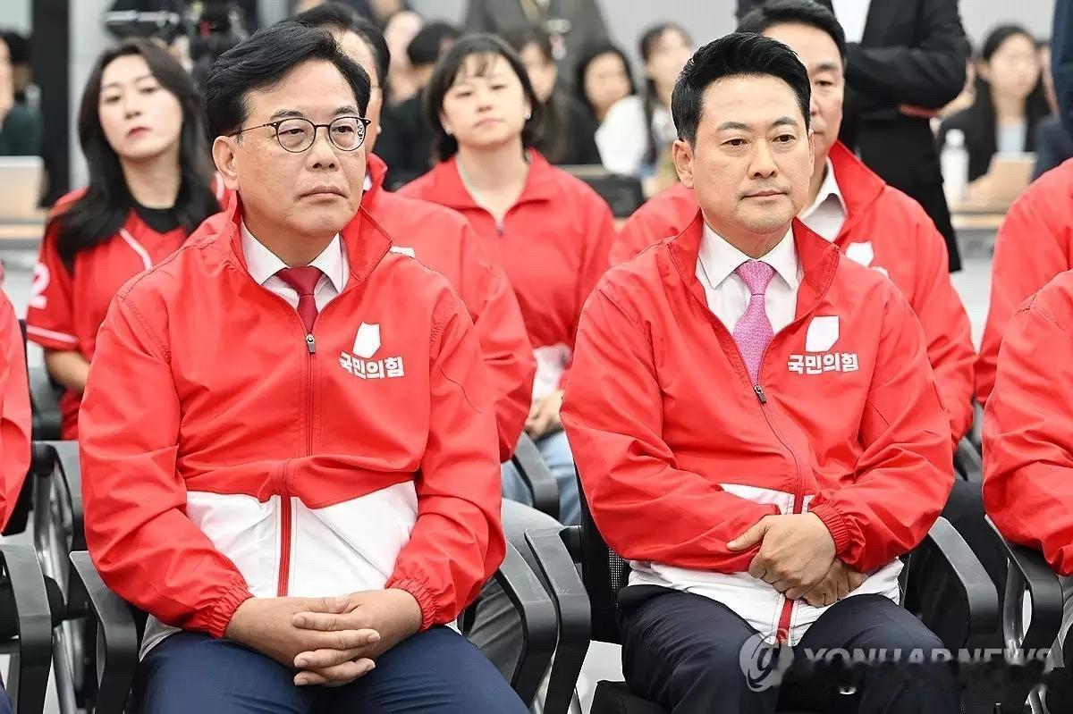 6月3日韩国地方选举出口民调结果公布后，最大在野党国民力量党预估惨败，全党陷入沉