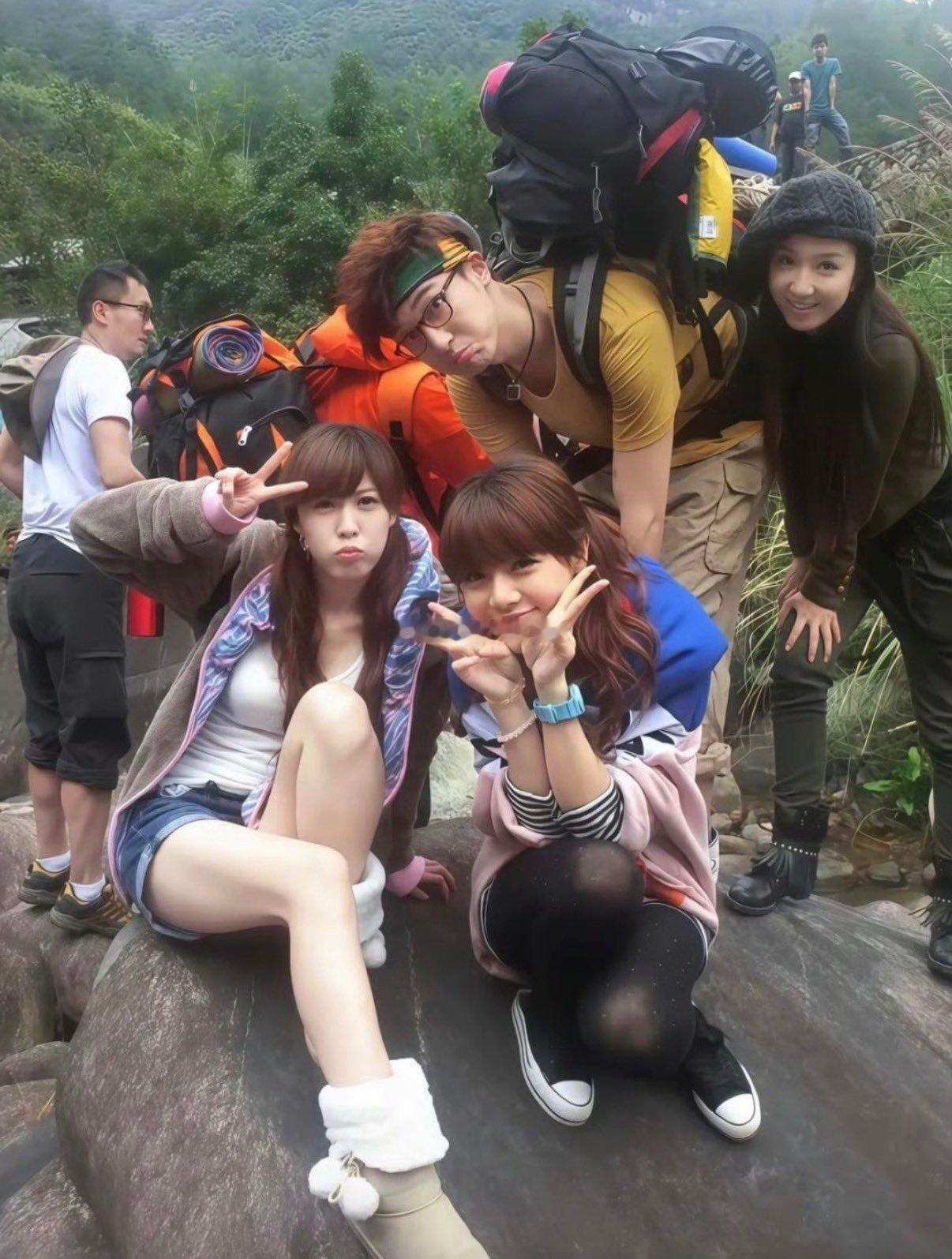 看《爱情公寓》里户外旅游这张照片就知道了，美嘉不愧是初恋级别的美女啊