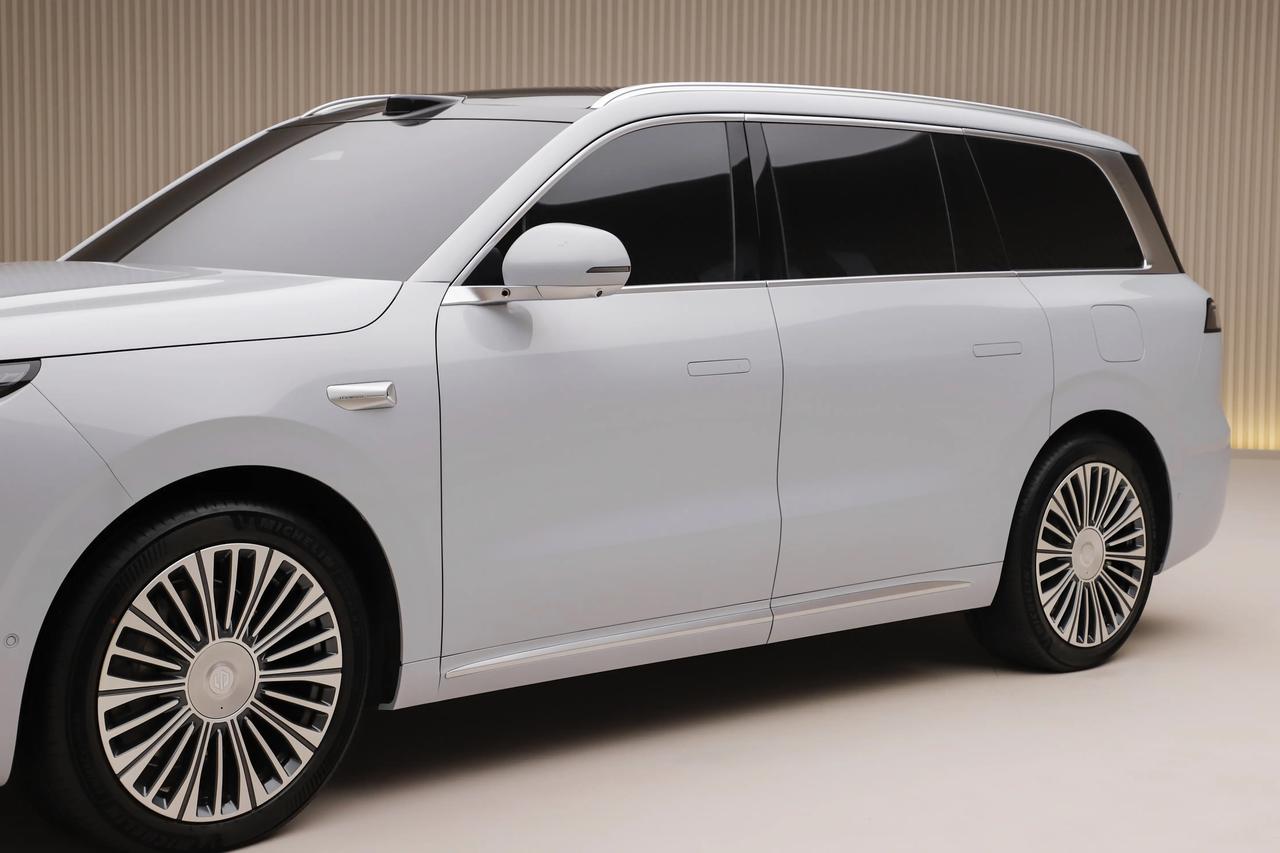 目前大部分车企都已经完成了三季报披露，不过像零跑，小鹏，蔚来等几家车企将会在11