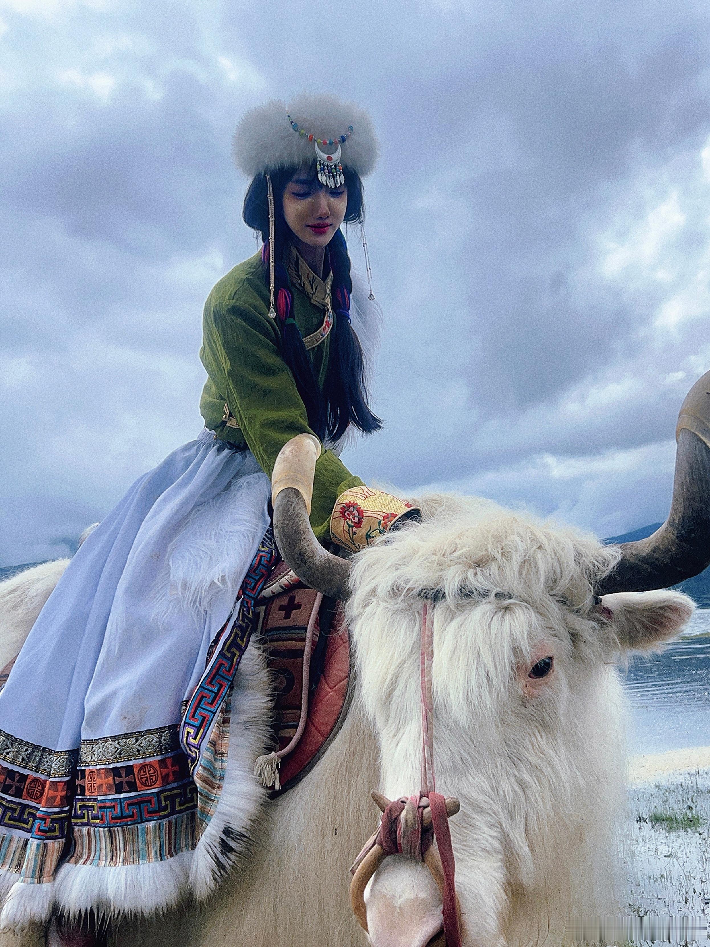 好看的照片太多了根本发不过来今天的藏族妹妹是你喜欢的类型嘛​​​