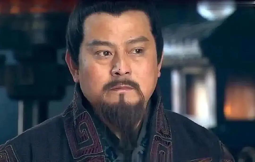 陈平牺牲3000少女，助刘邦突围，悲叹：我家必败于女子！果然灵验陈平当年为救