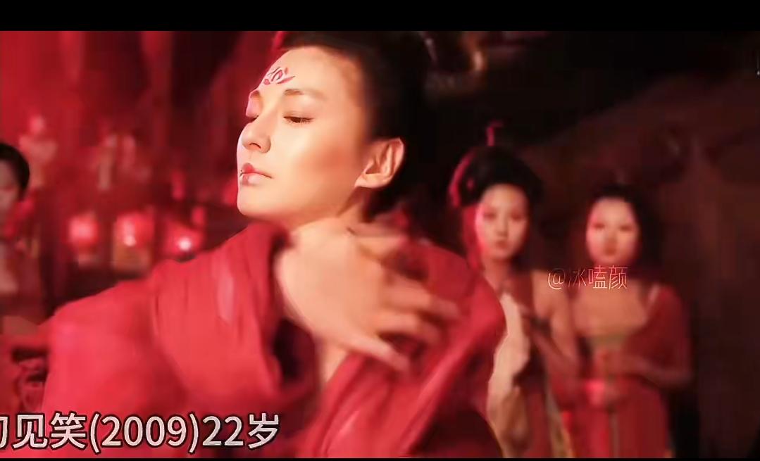 多品牌紧急删除张雨绮相关代言内容真就越想越纳闷！但凡自己生娃的，孕期孕肚照