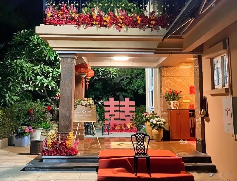 新婚之夜，丈夫说：“为了娶你，我家可是掏空了家底，你可好好对我。”我妹愣住了，