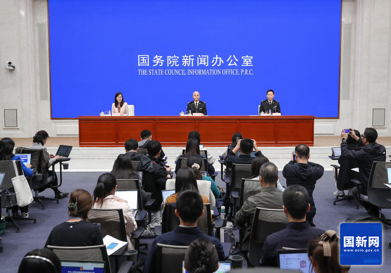 海关总署: 前三季度外贸进出口33.61万亿元, 同比增长4%