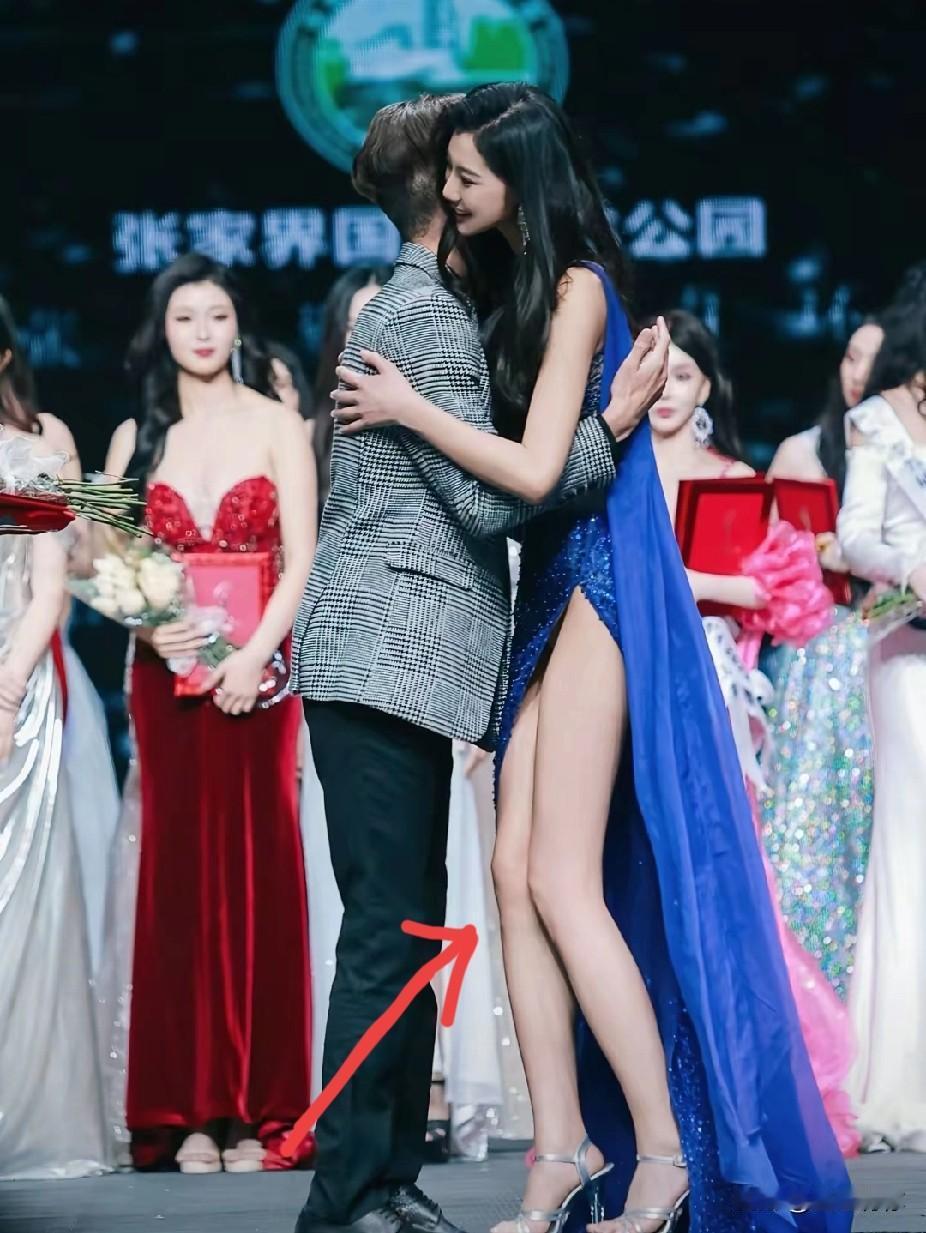 家人们谁懂啊！咱们山东日照的姑娘赵娜，真的把中国美炸翻世界了！26岁，178大