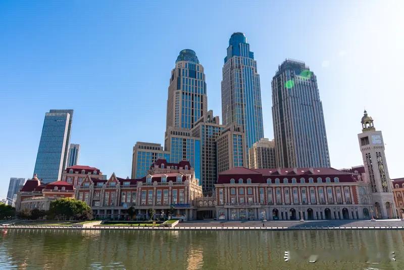 大家也别觉得房价连续下跌十年很恐怖，其实国内很多城市房价，已经连跌了9年了。你