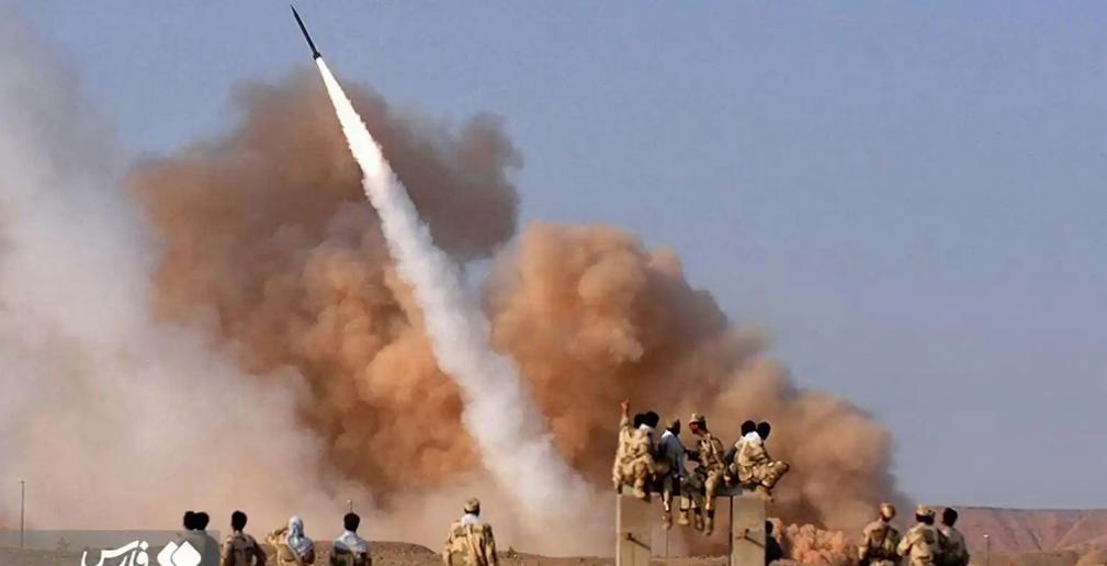 伊朗发现美军致命短板，英国《金融时报》已证实，德黑兰背后疑似有高人指点！伊朗