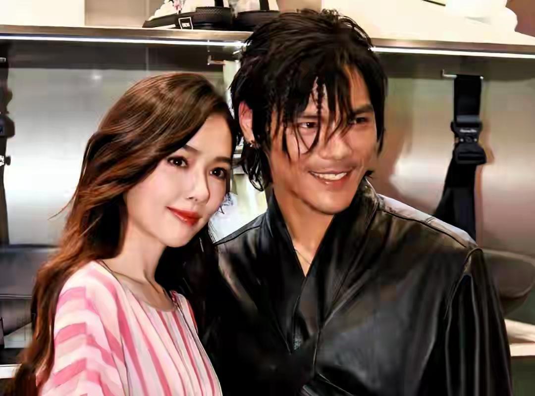 不怕被向华强和向太打吗？这个留几手是疯了吗？竟然敢直接质疑向佐智商有没有90