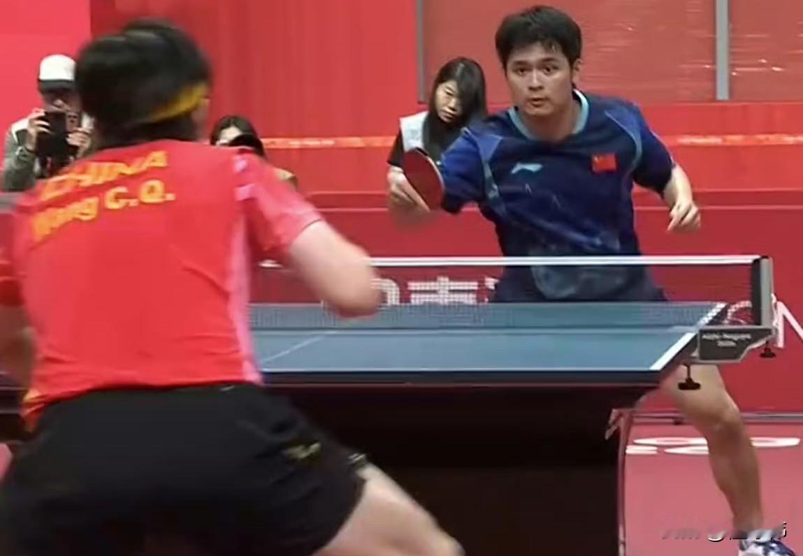 林诗栋谈夺冠：“我跟头哥，今天都是全力以赴。我们成功会师决赛，就是完成了任务