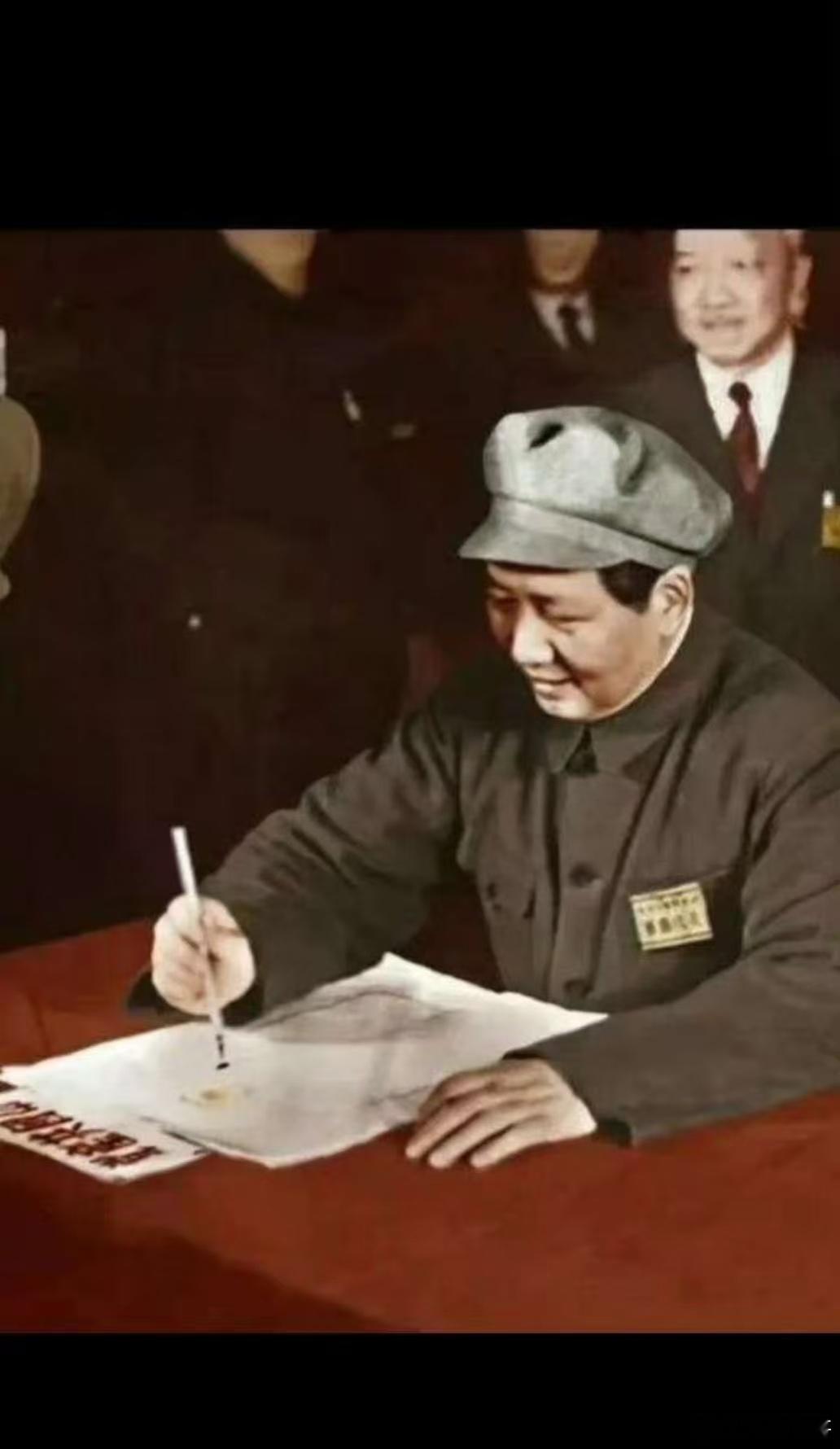 有人问：如果没有毛主席，中国革命还会成功吗？叶剑英元帅晚年给出了斩钉截铁的答案：