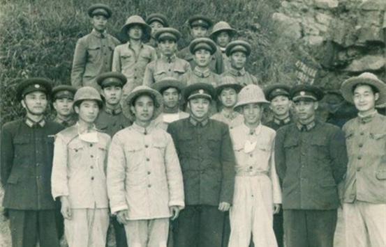 有四位虎将作战勇猛，被彭总亲自点将，暂代志愿军兵团司令员“1951年初，老陶，