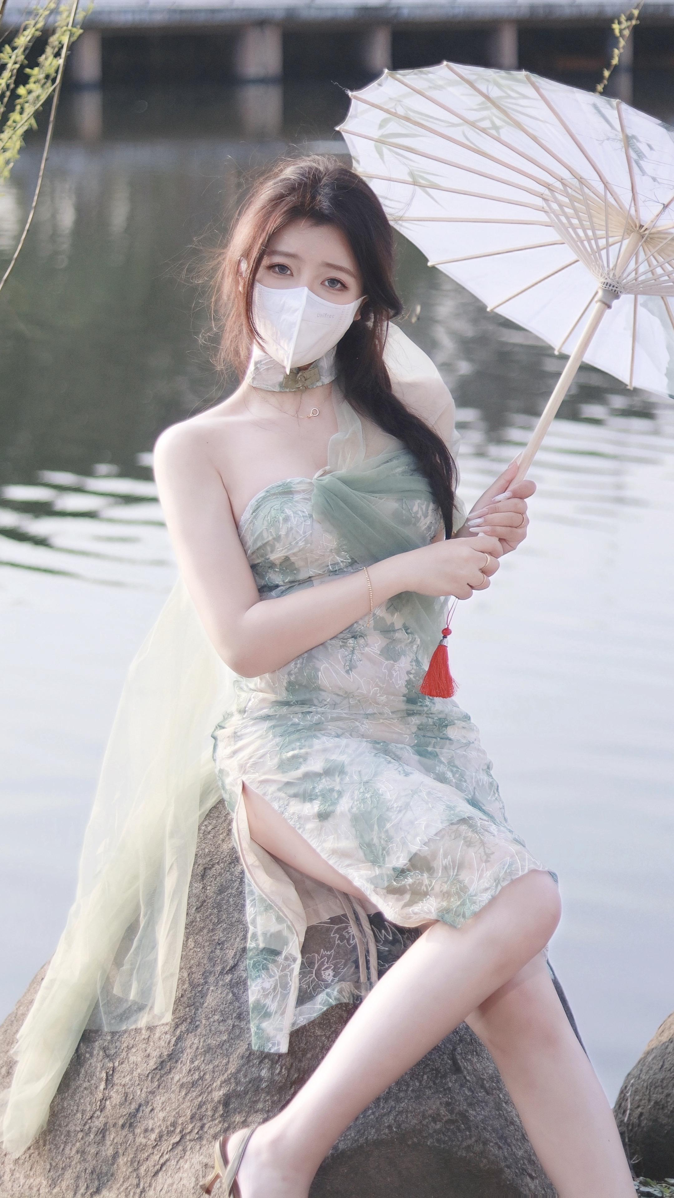 你说江南烟胧雨