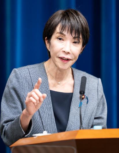 高市早苗说要来深圳开APEC却提前放话不见中方？她脸咋那么大呢？一边踩中国红线