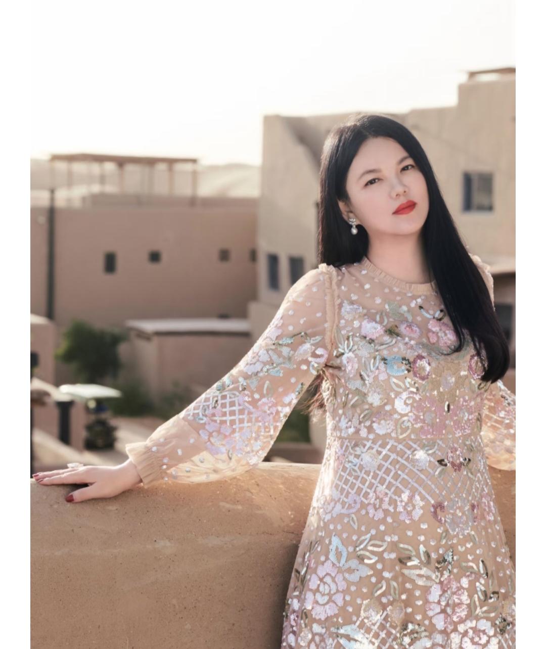 李湘这回一点都不冤!不是因为惹了湖南人更不是因为惹了有钱人而是惹了所有想要