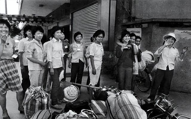 越南扔掉26万"垃圾"，中国捡回千亿财富。1978年的夏天，广东和广西沿边口