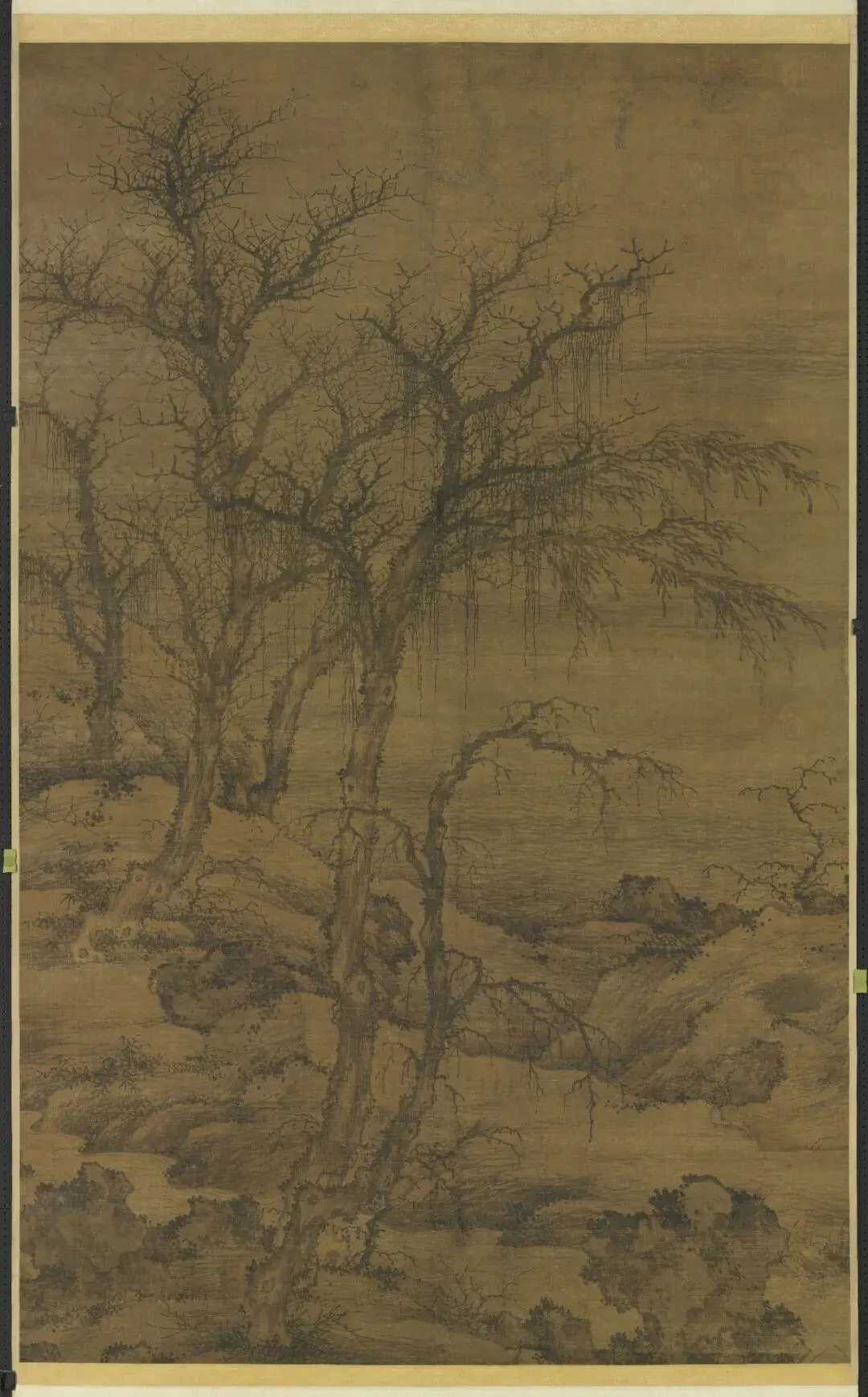 元佚名《寒林图》，绢本立轴水墨162.4x102.3厘米，台北故宫博物