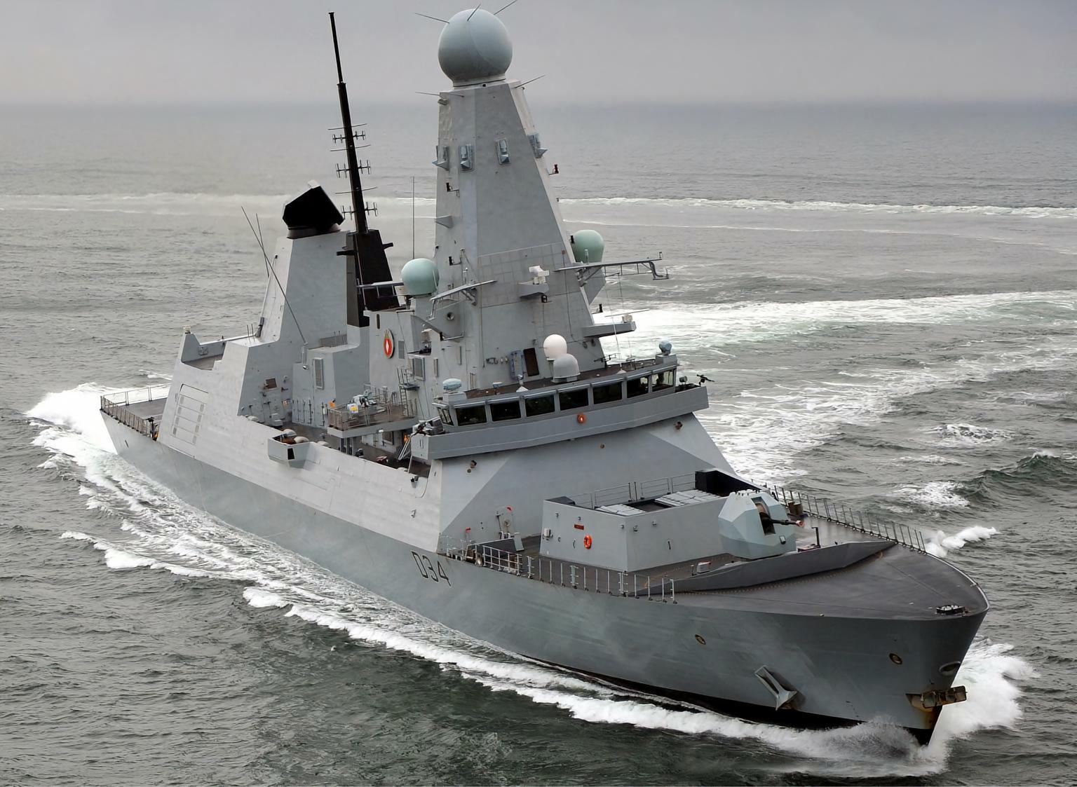 英国“勇敢”级驱逐舰“勇敢”级驱逐舰是英国海军现役的主力导弹驱逐舰，又称为45型