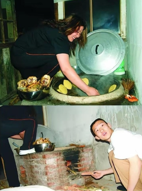 曹云金当年帮师娘烧灶火，是德云社很普通的一员。如今曹云金却成了最有出息，也是最让