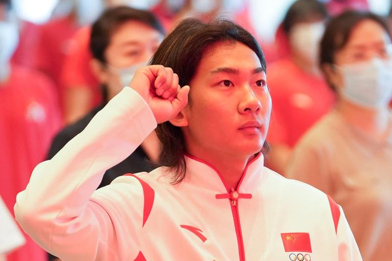 郭晶晶家重奖冬奥首金，苏翊鸣奖金数额曝光，国家与地方双重激励重奖背后的荣耀与