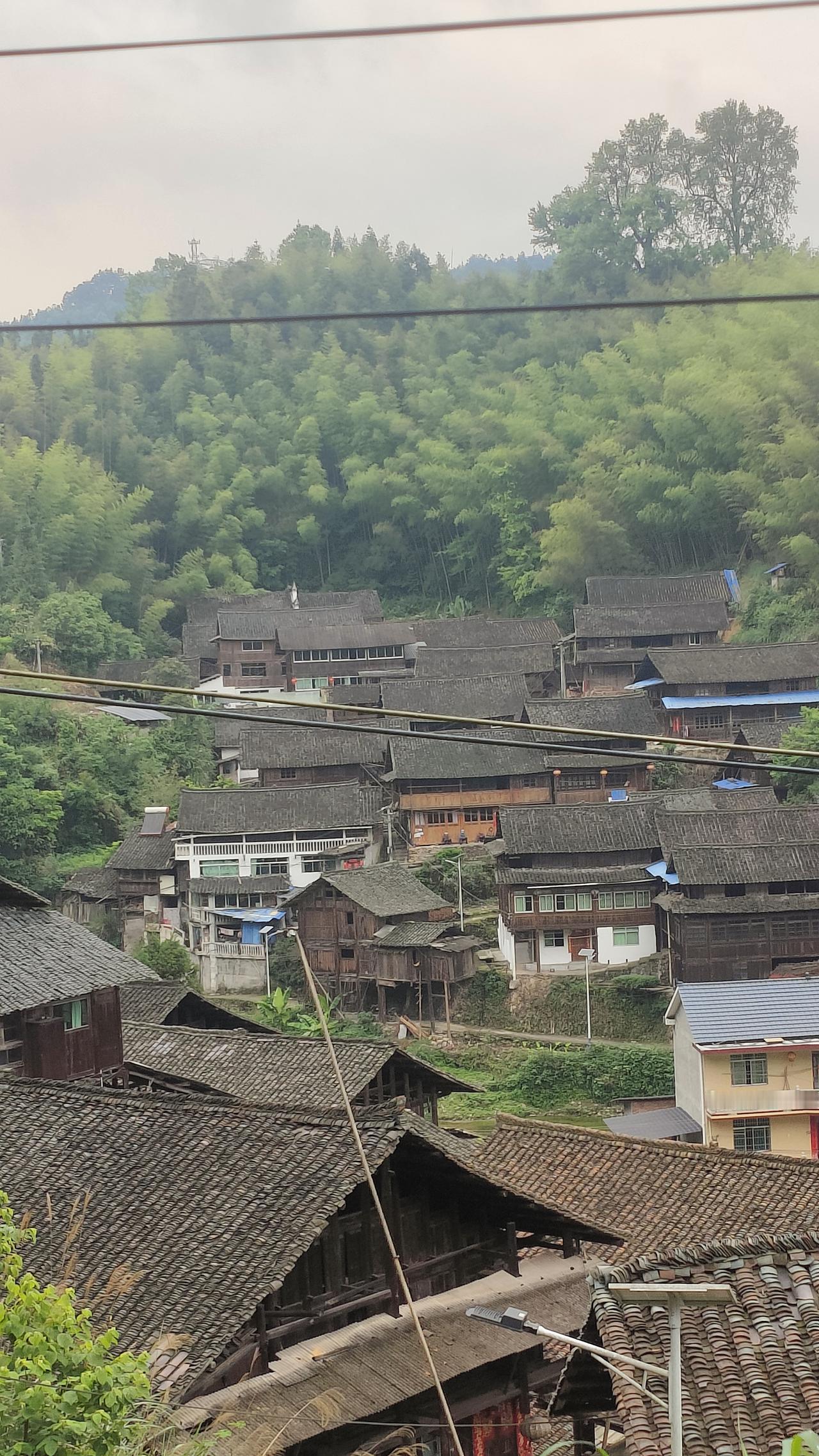 农民不旅游的原因是什么缺钱。