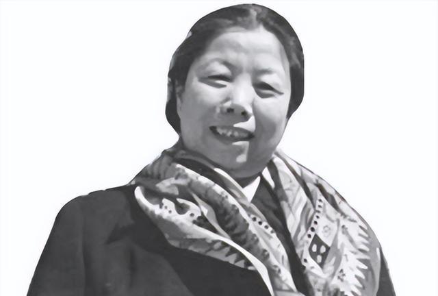 邓大姐最后的请求1989年，邓颖超大姐85岁了，她给中央写了一份特别的申请，