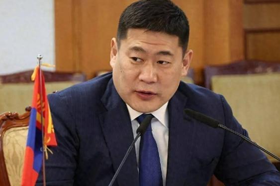 一位蒙古国网友在网上发了这样一句话：“当初蒙古为啥要脱离中国独立出来？独立的意义