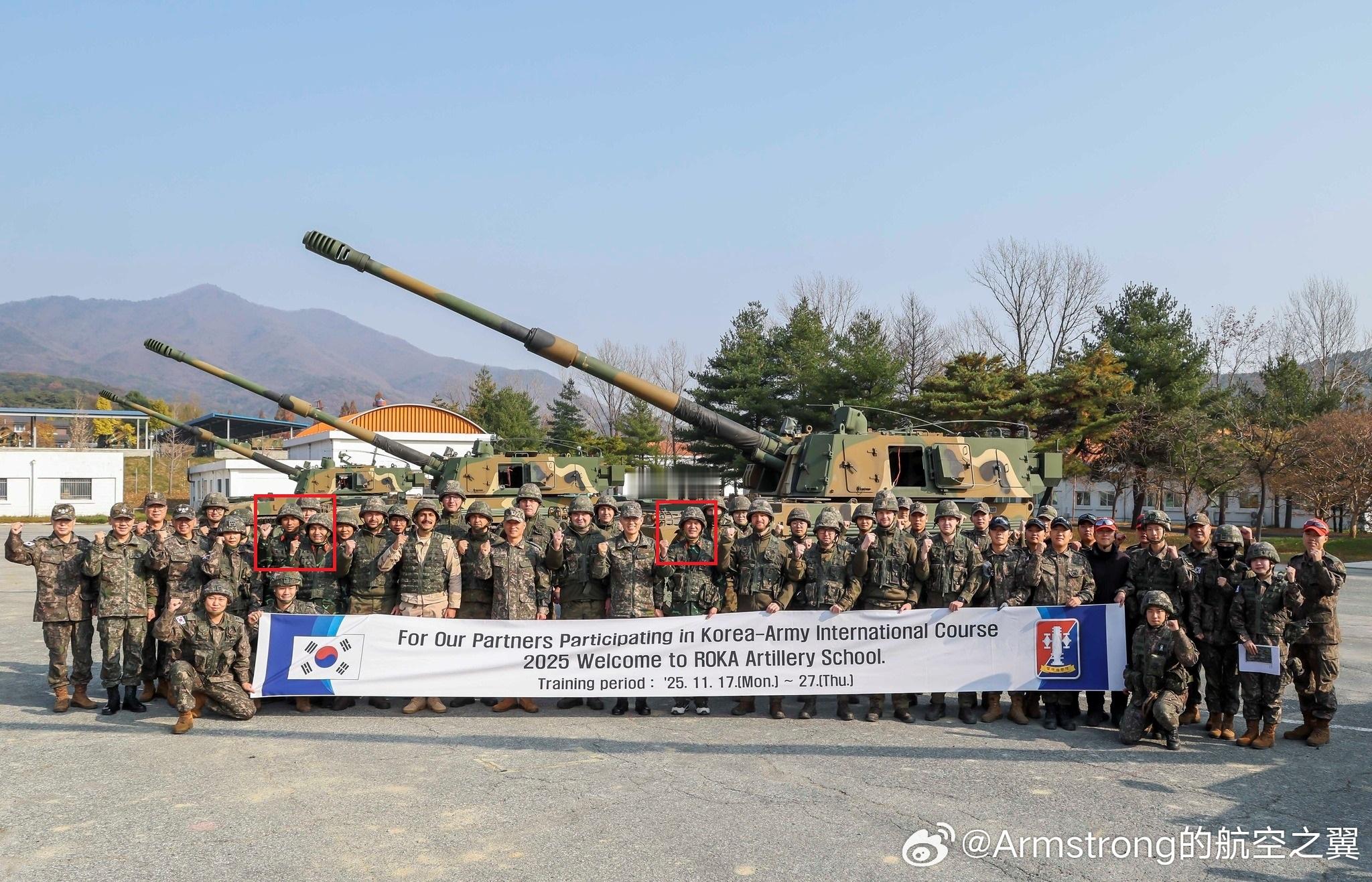 在韩国学习K-9自行火炮课程的越南人民军军官，越南即将接收韩国制造的20门K-9