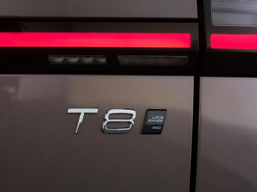 【沃尔沃发布XC60、XC90插混改款车型发布，续航翻倍！】搭载全新41.