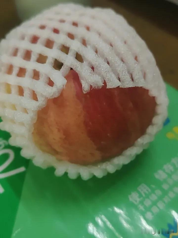 以前体重76KG。前几天感冒再加上轻断食，感觉现在的肚子都变小了。今天早餐吃
