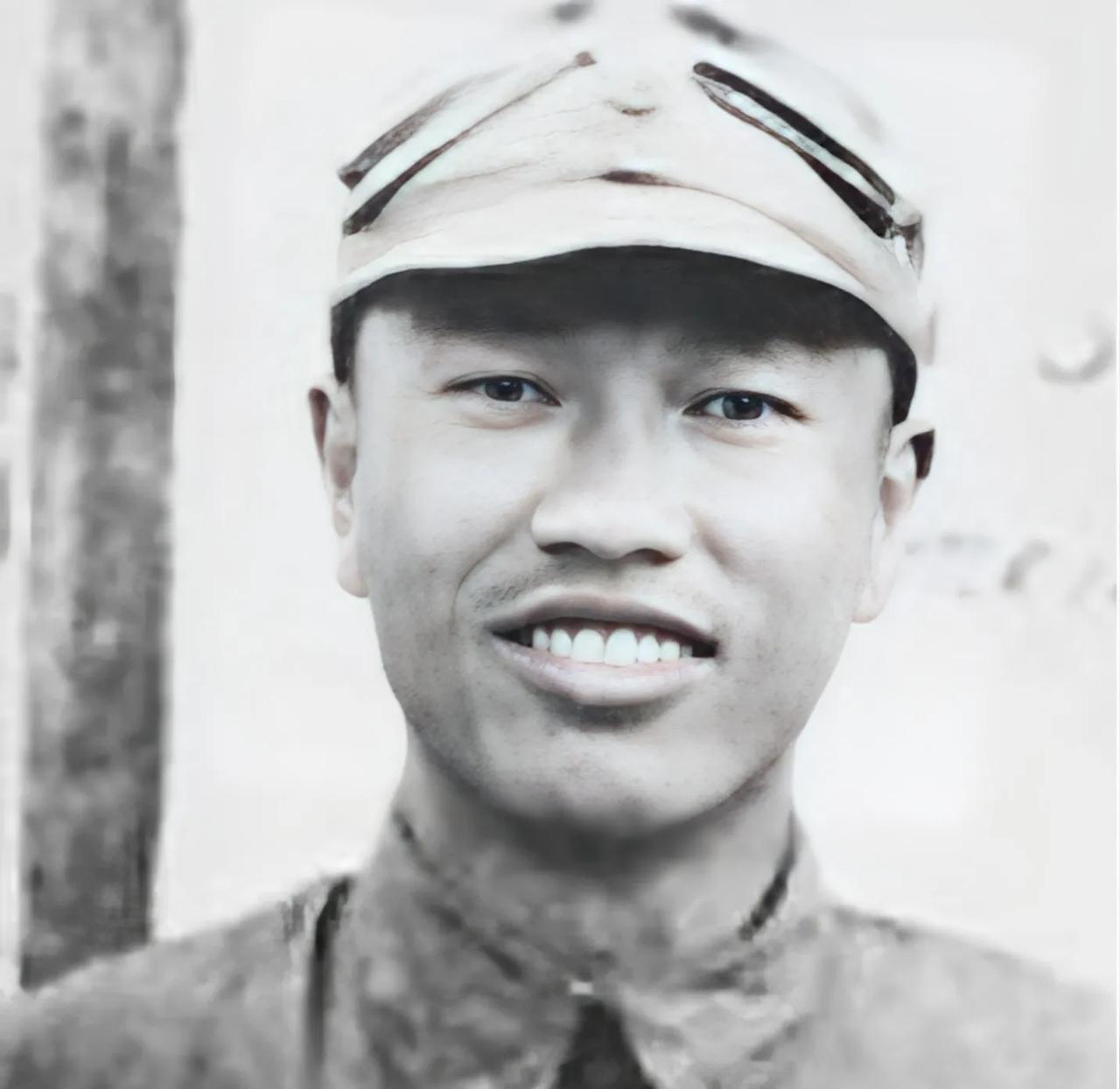邓华上将，彭总从未骂过的将军无论是在东北战场，还是指挥海南岛战役，然后参加抗美