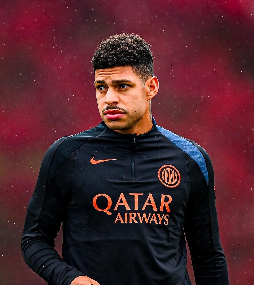 国际米兰打算拯救恩里克！根据意大利媒体慢镜头的消息，加斯佩里尼执教的罗马对恩里克