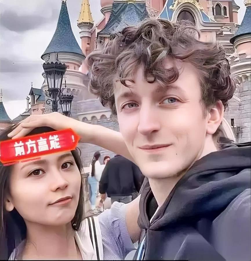 谈跨国恋吗？倒贴那种。看完这件事，保准你瞬间清醒。最近刷到个留学生博