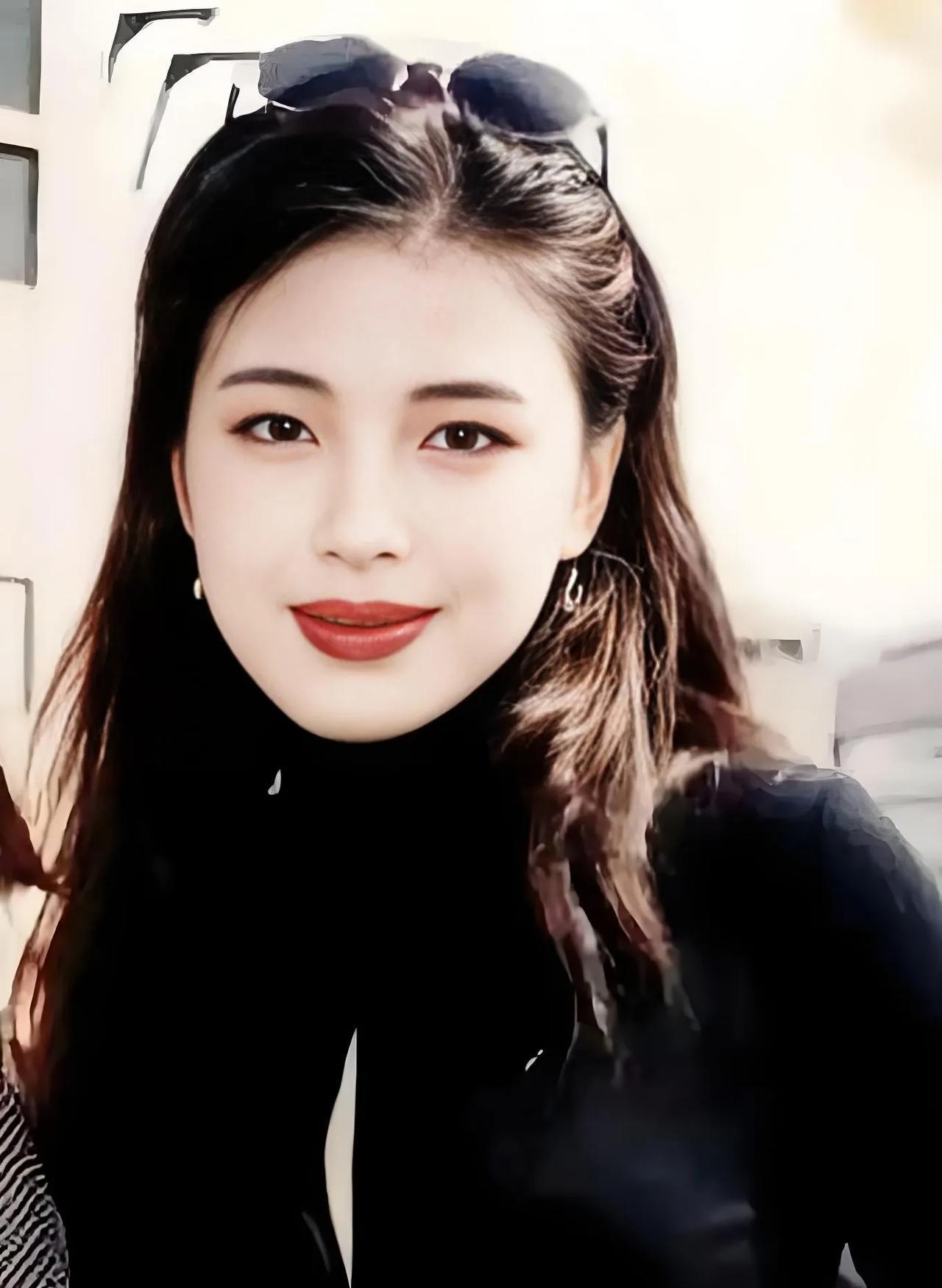 张学友亲口承认，结婚27年，没吵过一次架。这根本不是童话。你想想，两个活人，