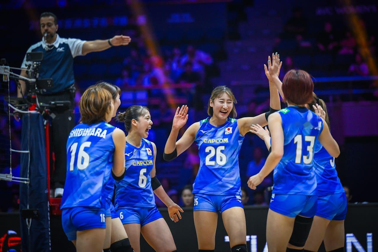 女排亚锦赛积分榜更新！日本女排3-0暂升榜首，泰国第二！北京时间8月25