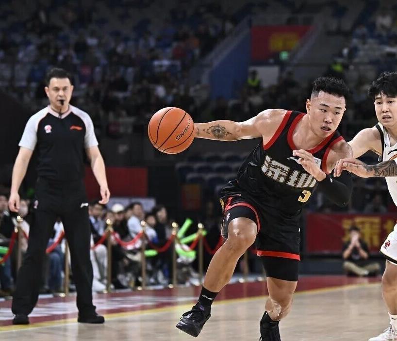 有一说一，今日郭昊文和贺希宁对决表现在一个级别！！郭昊文：此役出战31分钟