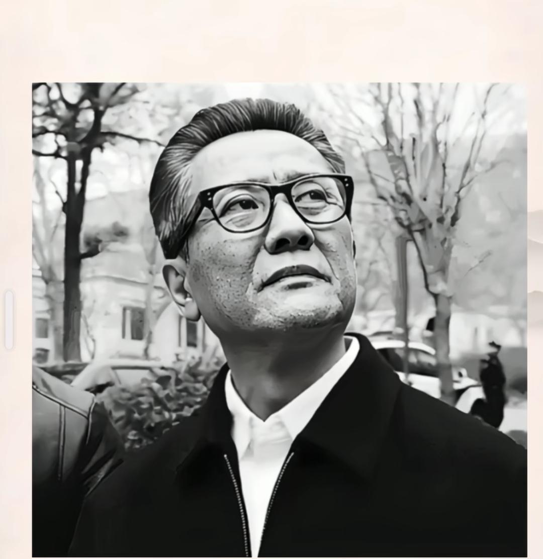 再细看《人民的名义》。刚开始看时，总为高育良不值。沙来到汉东后，其实他有无数