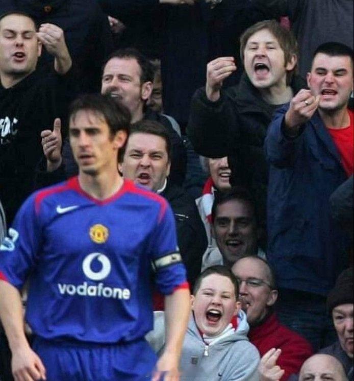 加里·内维尔：“我以前特别喜欢在安菲尔德比赛，足足90分钟都在听别人骂我的长