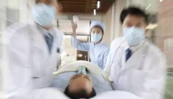 夫妻亲热, 中年男子突然“晕厥”, 知道病因, 婆婆骂儿媳不要脸!
