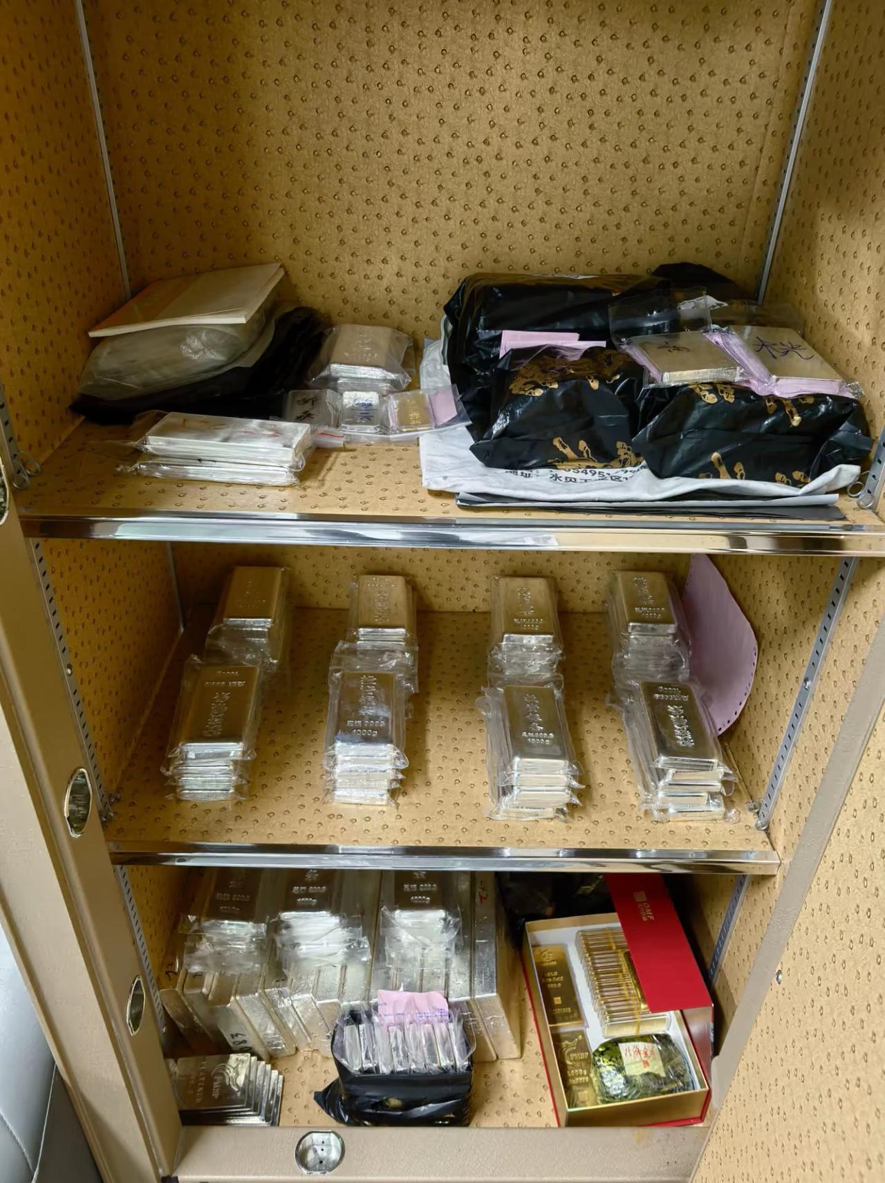 今日运势：丙午年辛卯月辛丑日2026.3.28日鼠：中吉财运很好牛：注