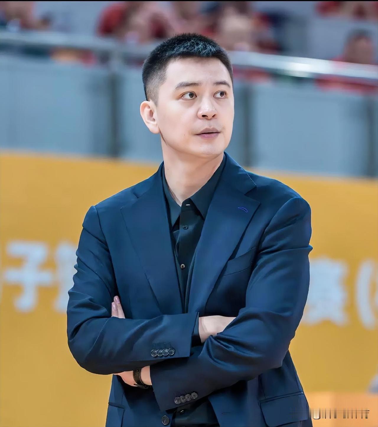 对于辽宁队下赛季的表现，杨鸣凭什么信心那么足？杨鸣在接受记者采访时表示，辽宁队