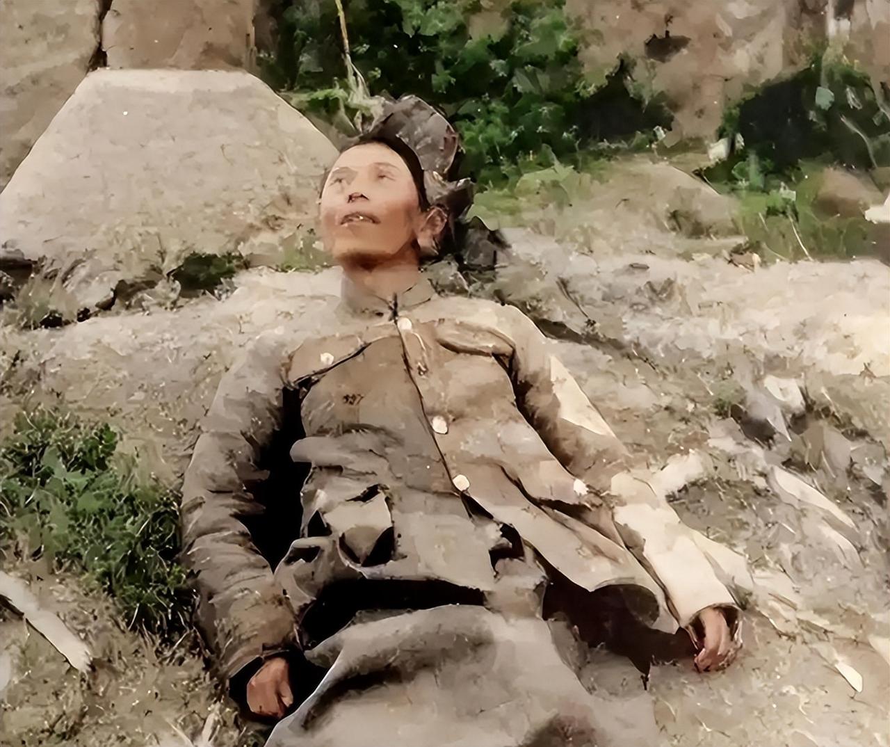 1946年，国民党整编第六十九师师长戴之奇，在战役结束后被部下发现。 他就躺