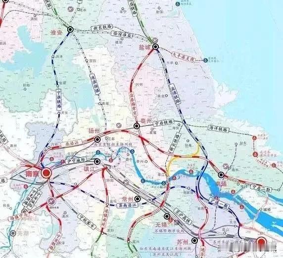 南通铁路已成环线！江北唯一！可惜北面的半圈仅有货运！北沿江高铁正在如火如荼建