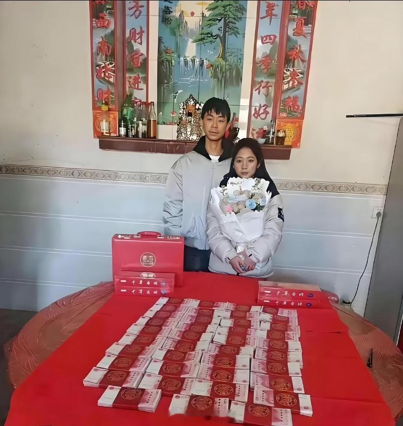 这婚定的，没有一个人是开心的