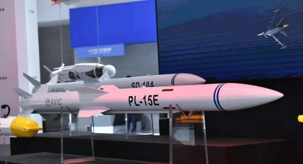 PL-15这次让大家不得不关注一个以前不太被提及的问题，那就是国防必须要偏向一边