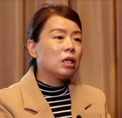 二八换子案新瓜！许敏被起诉！犀利大王迷之操作。她之前起诉许敏，说对