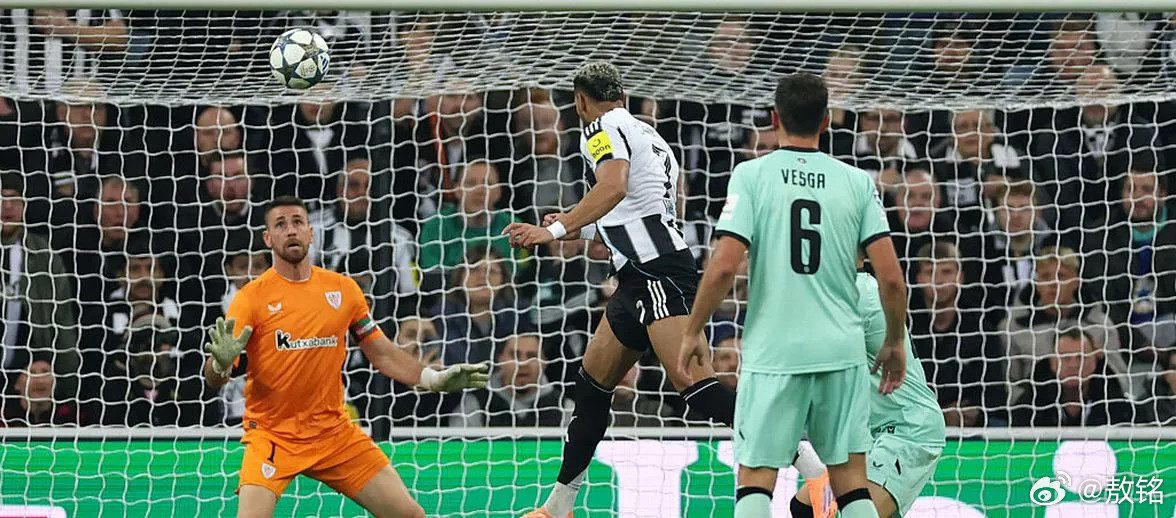 布伦特福德vs纽卡斯尔上一场1-3西汉姆联，戈登半场被换下。昨晚欧冠2-0毕尔