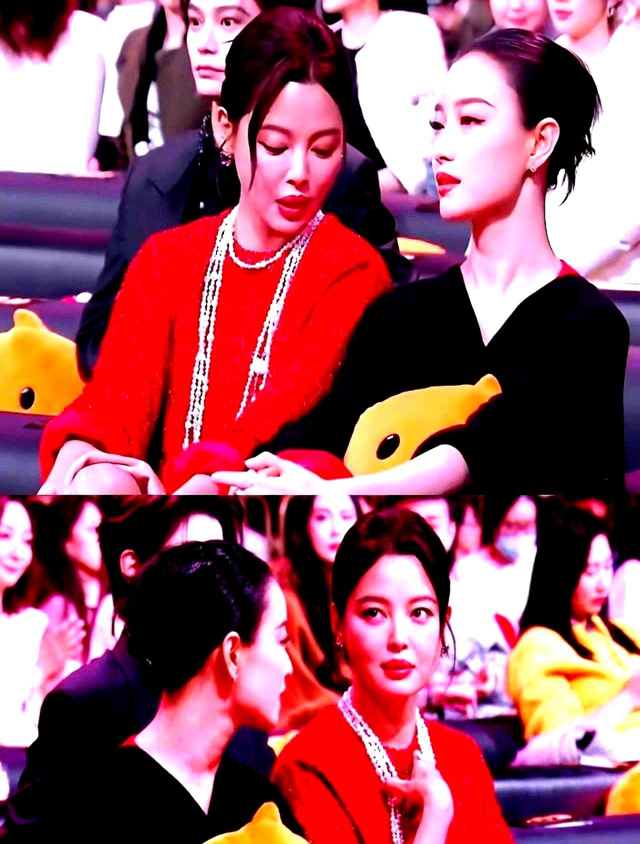 她当众撕掉了肖战的名牌。椅子空了，肖战本人就僵在那。第二排的沙发空出一个刺