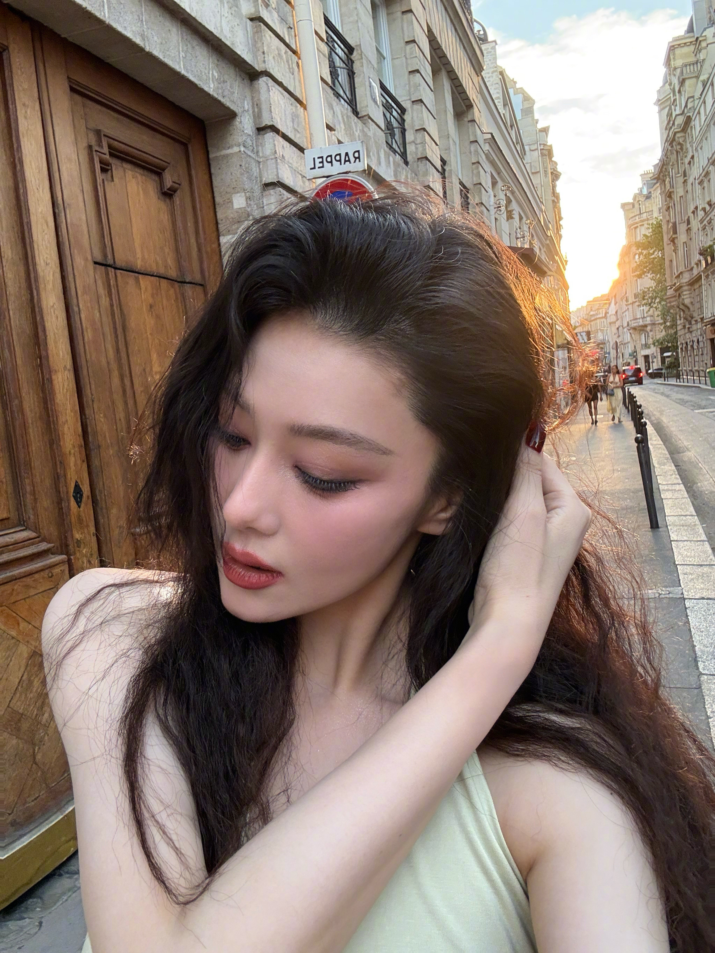 张馨予