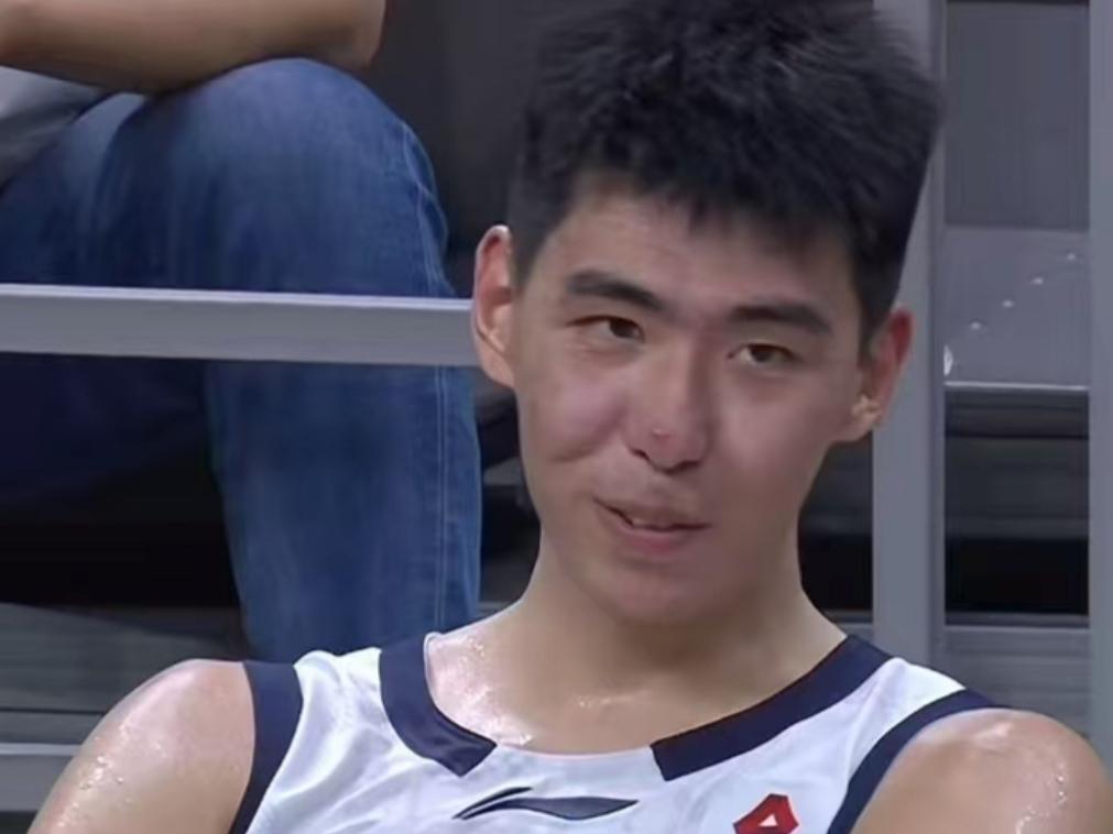 CBA最新消息：据广州男篮客场93-76击败广东男篮，赛后，媒体人麦穗丰发文写道